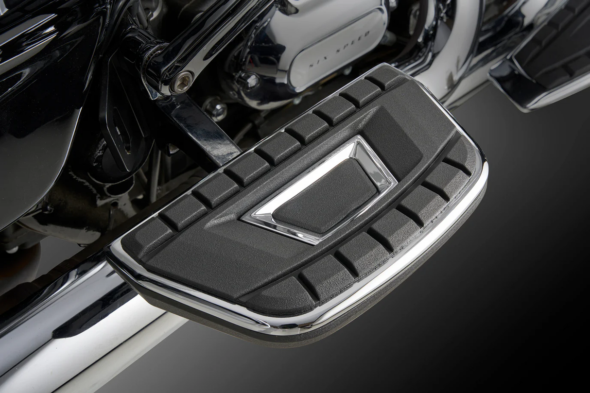 CIRO Chicane™ Floorboard Inserts - Passenger - Chrome 61800