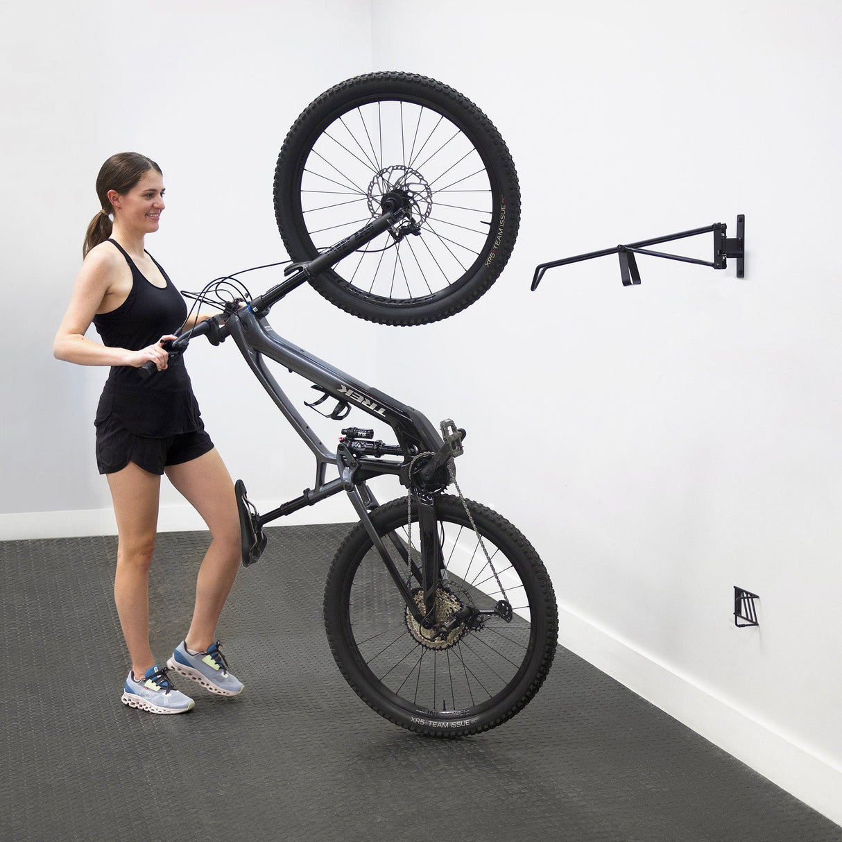 SwivelStow No-Lift Mountain Bike Rack